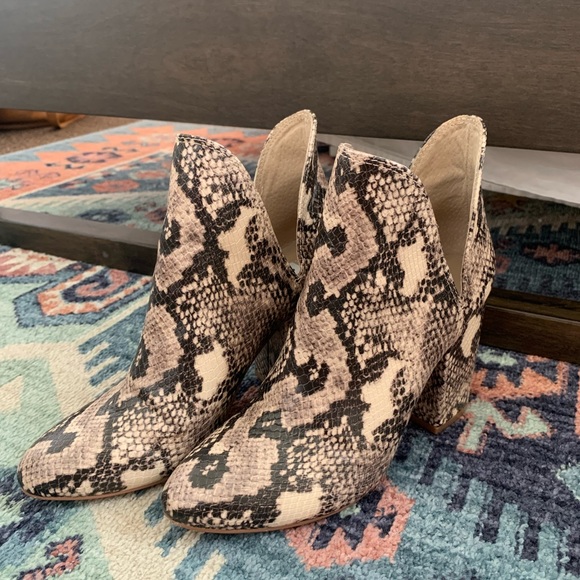 Steve Madden Snakeskin Heeled Booties - Picture 2 of 6